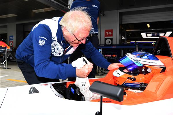 Richard Verschoor pole F4 Sotsji